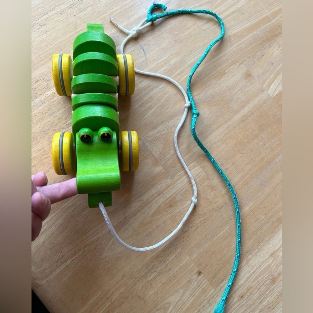 Plan toys wood alligator/ crocodile clacking toy baby toddler toy